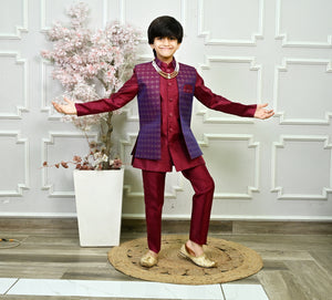 Ahhaaaa Boys Indo-Western Sherwani Kurta Set with Nehru Jacket & Maala – Kids Ethnic Party Wear