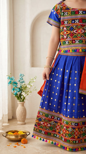 Ahhaaaa Girls' Traditional Dandiya Print Chaniya Choli | Festive Lehenga Blouse & Draped Dupatta 3-Piece Set