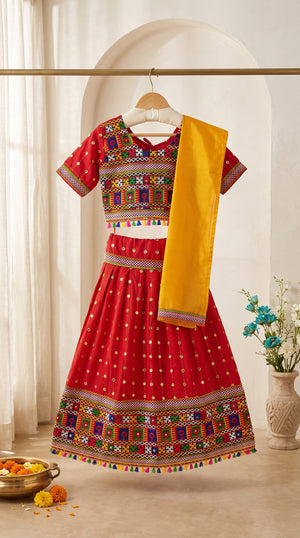 Ahhaaaa Girls' Traditional Dandiya Print Chaniya Choli | Festive Lehenga Blouse & Draped Dupatta 3-Piece Set