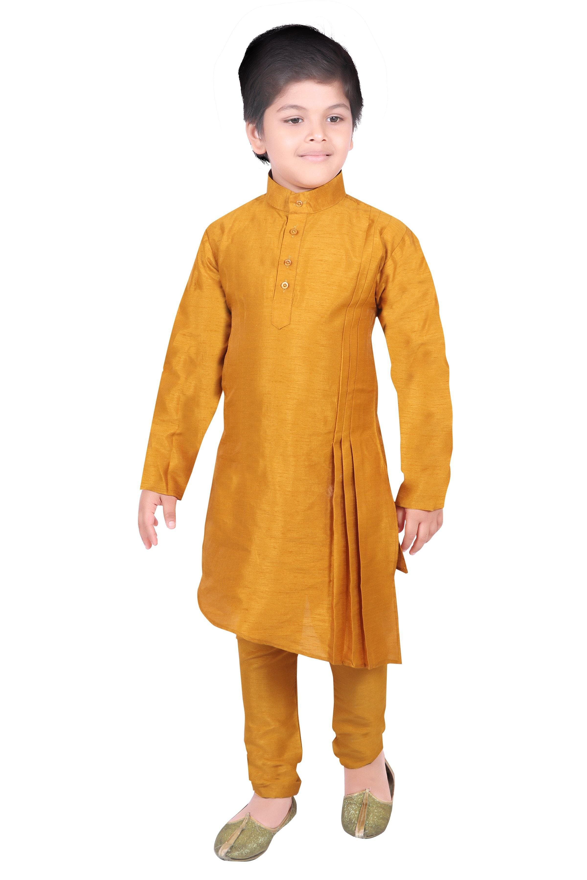 Kurta on sale with brooch